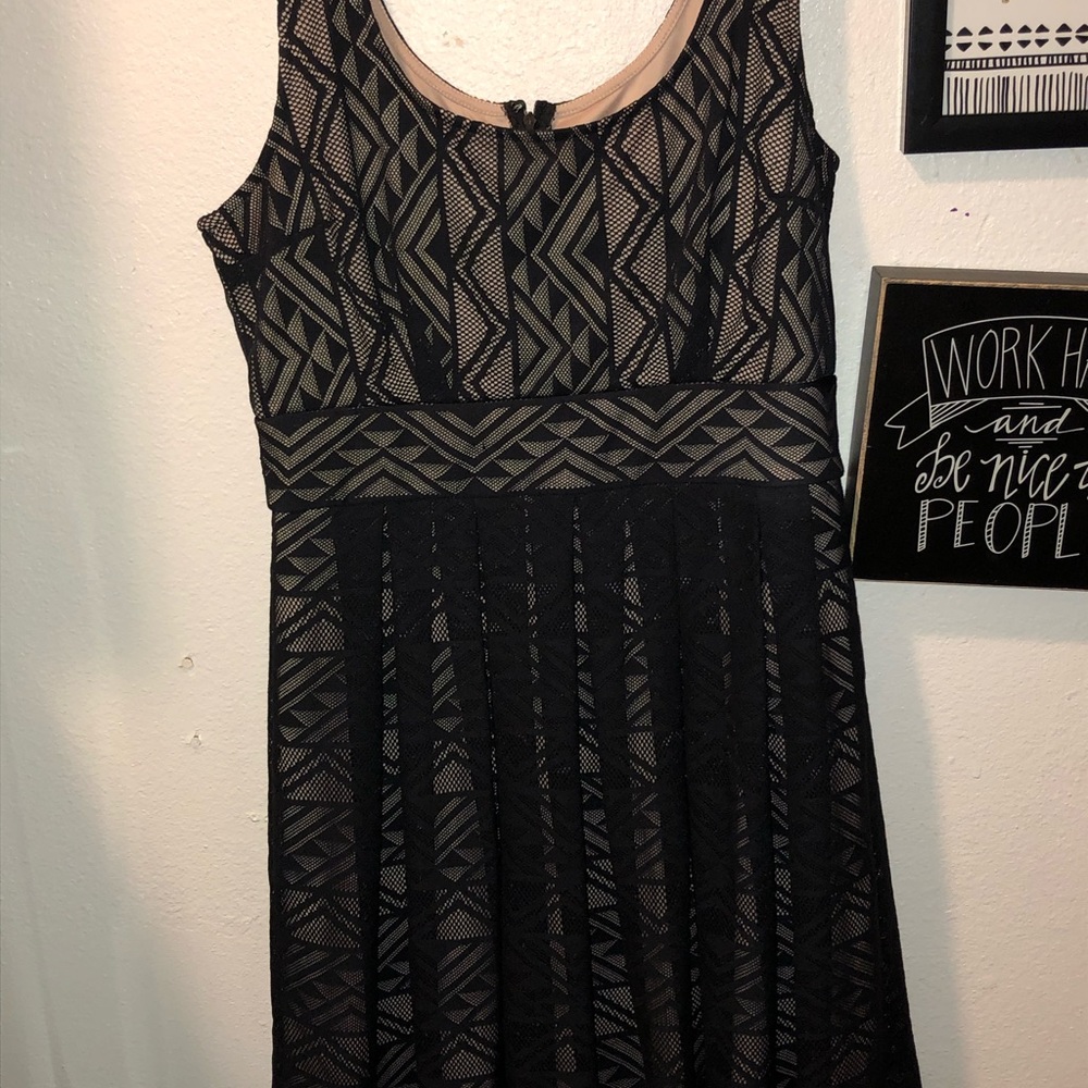 Suite 7 size medium dress